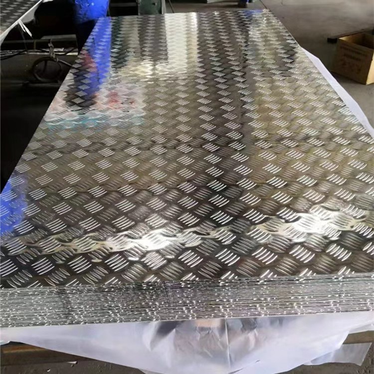 Aktueller Firmenfall über Aluminiumblech, geliefert nach Thailand für die Fertigungsindustrie
