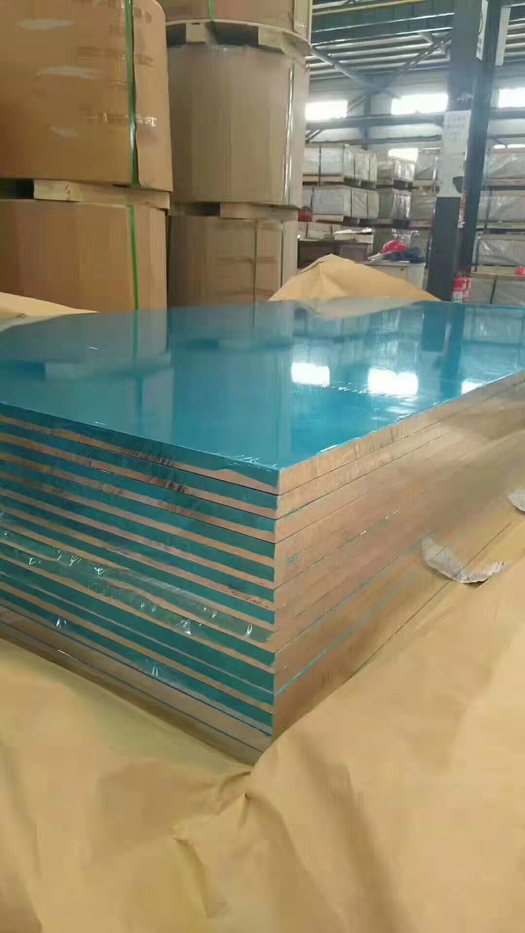 Aktueller Firmenfall über Aluminiumblech für gewerbliche Bauvorhaben in Saudi-Arabien geliefert